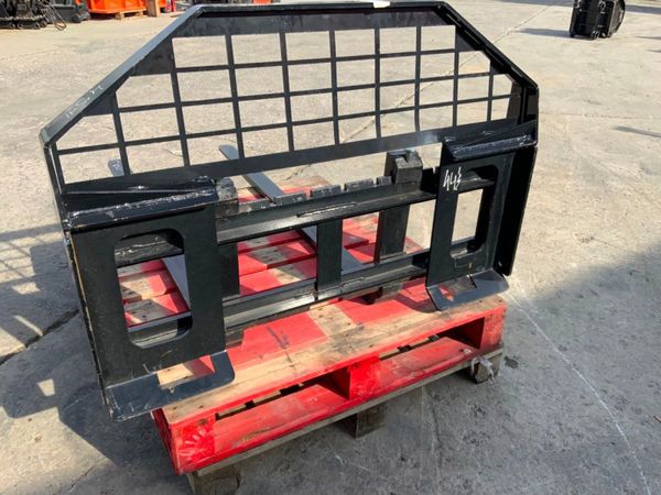 SKID STEER FORK CARRIAGE ATTACHMENT.....181w. 344163629
