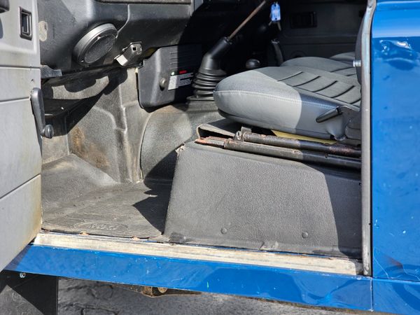 DEFENDER 110 TD5 // 08/25 DOE // COMMERCIAL VAN 344212568
