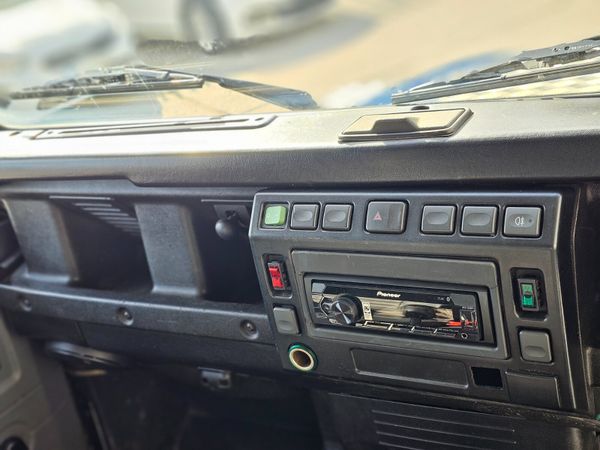 DEFENDER 110 TD5 // 08/25 DOE // COMMERCIAL VAN 344212577