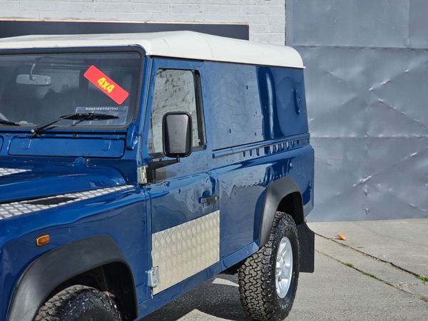 DEFENDER 110 TD5 // 08/25 DOE // COMMERCIAL VAN 344212586
