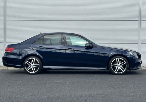 Mercedes-Benz E220d AMG Night Edition 344338014