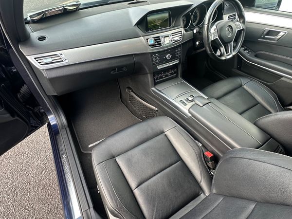 Mercedes-Benz E220d AMG Night Edition 344338489