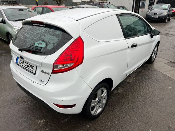 Ford Fiesta 2010 1.4 TDCi 68 PS Style Van 344448647