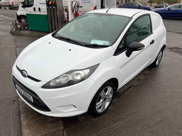 Ford Fiesta 2010 1.4 TDCi 68 PS Style Van 344448640