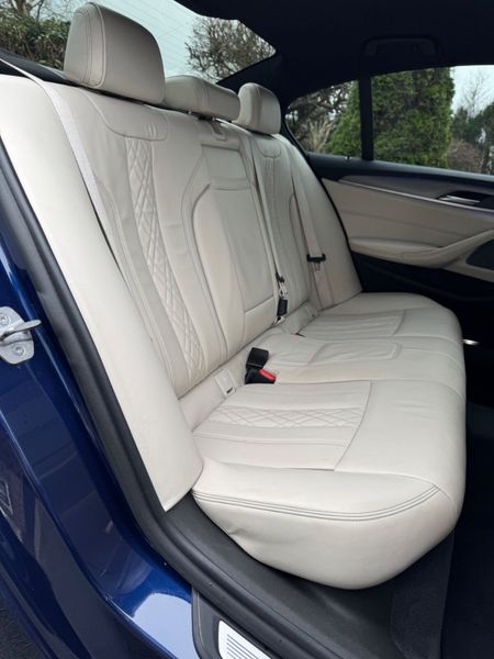 High Spec 172 BMW 530e 344659712