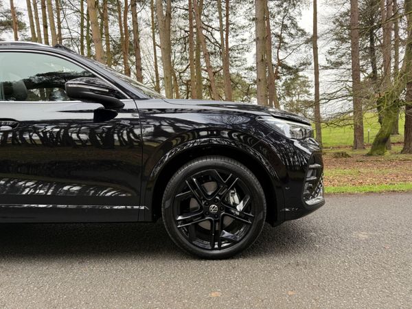 Volkswagen Tiguan Highest Spec Available 344695588