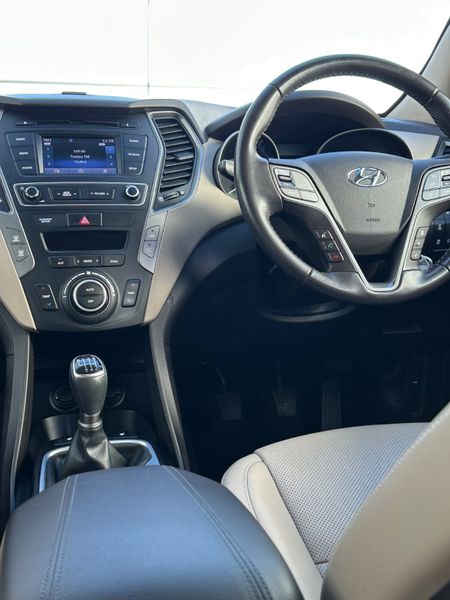 Santa Fe CRDi 4WD Executive *7seater 344800108