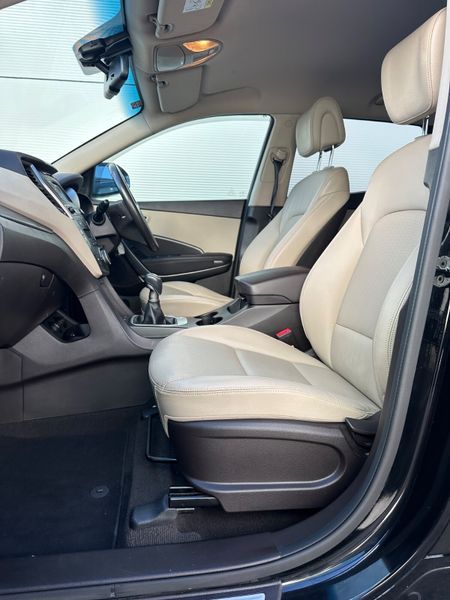 Santa Fe CRDi 4WD Executive *7seater 344800114