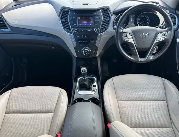 Santa Fe CRDi 4WD Executive *7seater 344800117