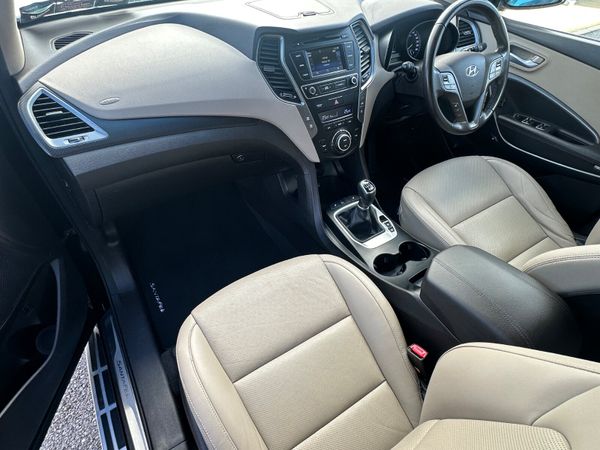 Santa Fe CRDi 4WD Executive *7seater 344800110