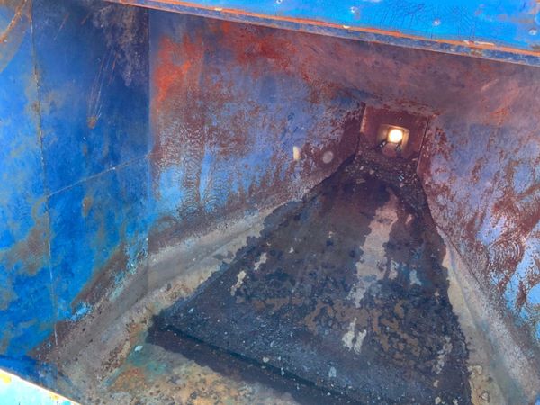 SITE CRANE / HIAB CONCRETE GROUT SKIP....4250. 344800990