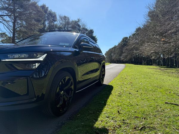 Skoda Kodiaq 4X4 Demo Huge Spec 344816664