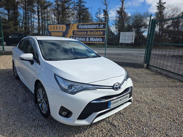 Toyota Avensis 2017 344966945