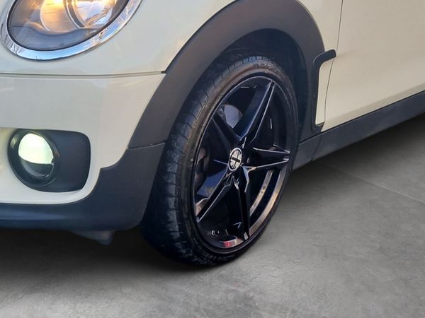Mini Cooper 2016 344975288
