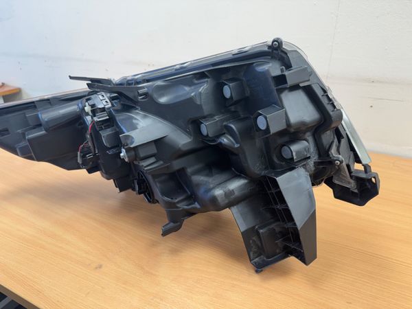 TOYOTA ALPHARD LEFT HEADLIGHT 344991814