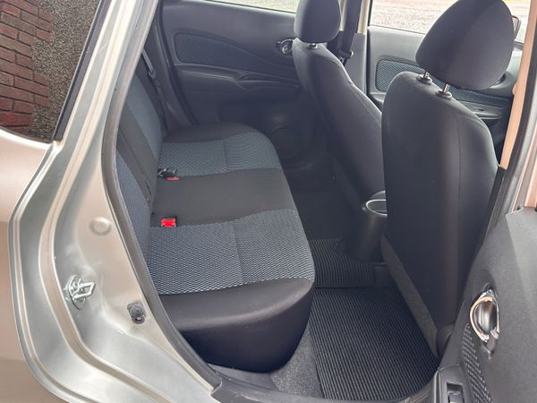 Nissan Note 2015 345111608