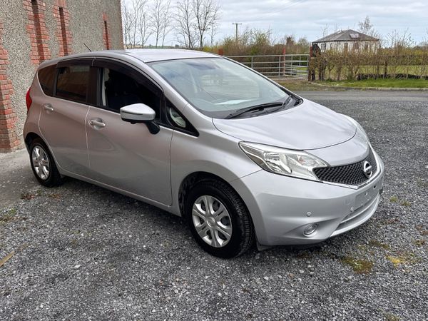Nissan Note 2015 345111609