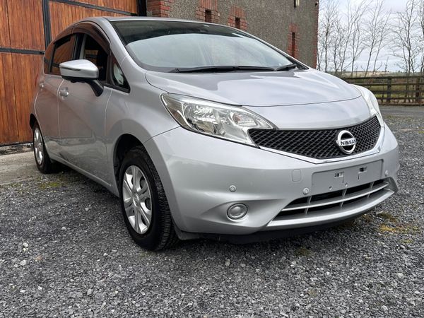 Nissan Note 2015 345111615