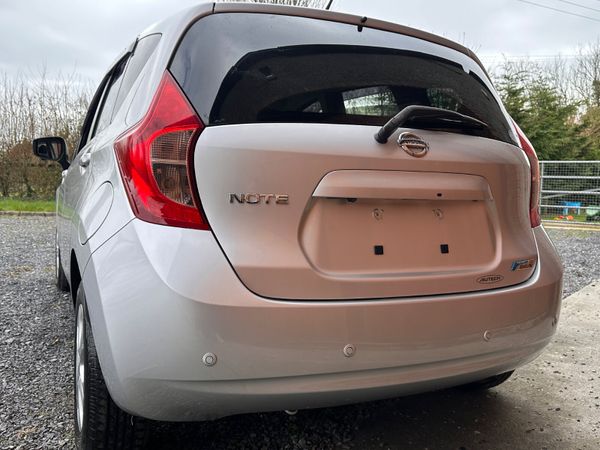 Nissan Note 2015 345111610