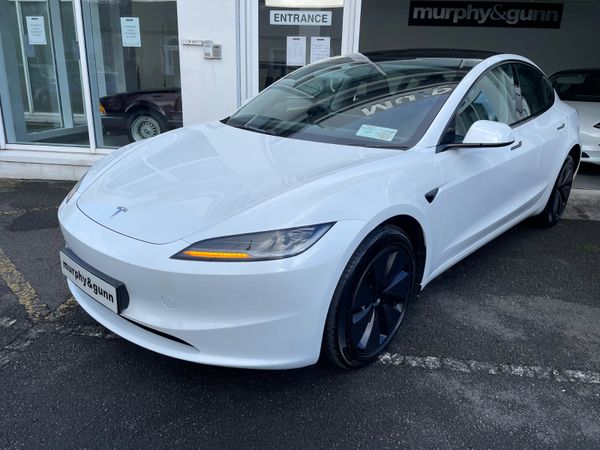 Tesla Model 3 2024 345360842
