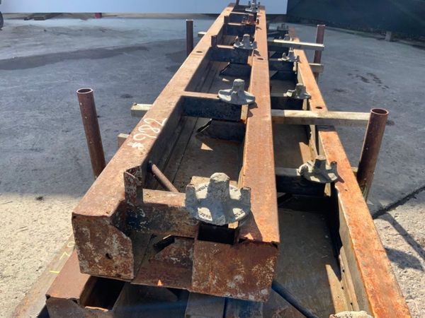 MEVA STRIPPING PANELS SHUTTERING PANS....982. 345630285