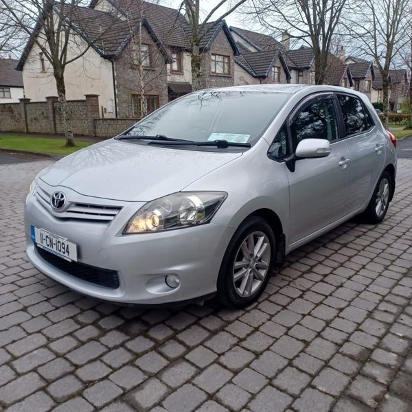 Toyota Auris 2011 Automatic 1.4 D-4D Luna Sport Mo 345764742