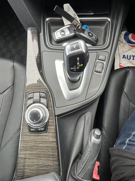 132 BMW 320D 345796994