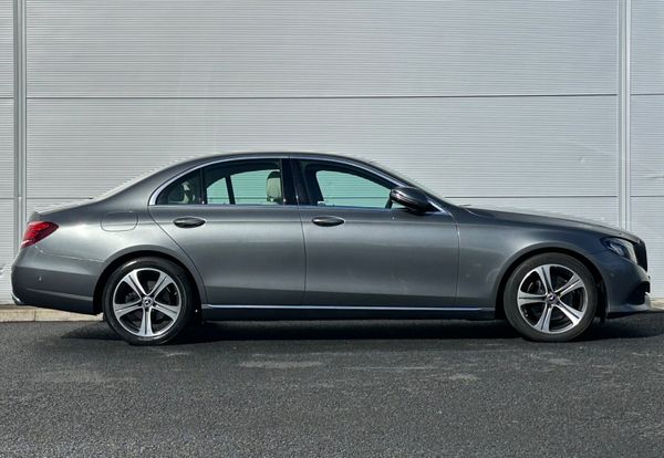 Mercedes-Benz E220d *1owner *WideDisplay 345804968