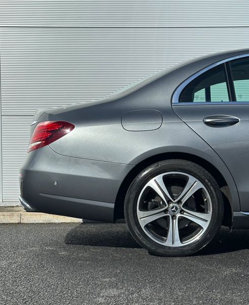 Mercedes-Benz E220d *1owner *WideDisplay 345804972