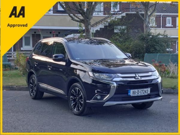 Mitsubishi Outlander *IMMACULATE* 2016 345852066