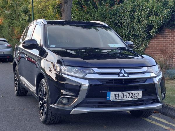 Mitsubishi Outlander *IMMACULATE* 2016 345852087