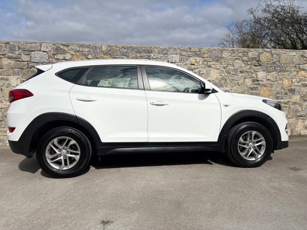 Hyundai Tucson 2017 Low Miles Ncted High specs 346076498