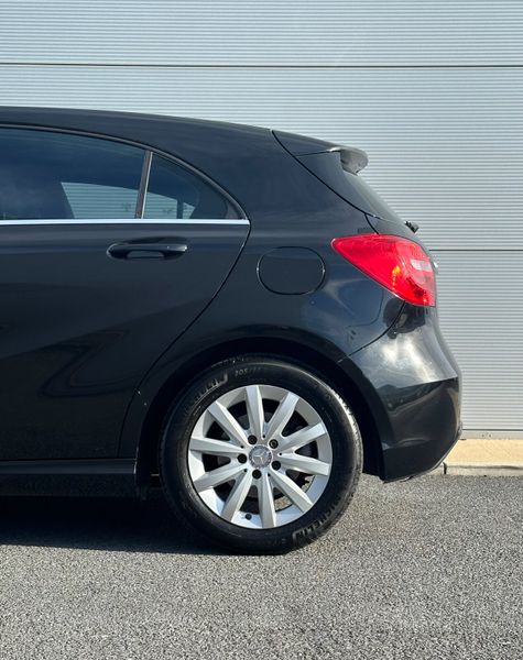 Mercedes-Benz A180d Auto *LowKMS 346070274