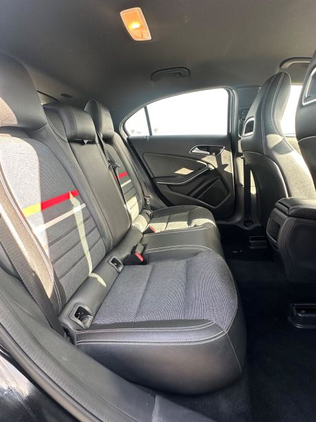 Mercedes-Benz A180d Auto *LowKMS 346070273