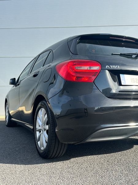Mercedes-Benz A180d Auto *LowKMS 346070282