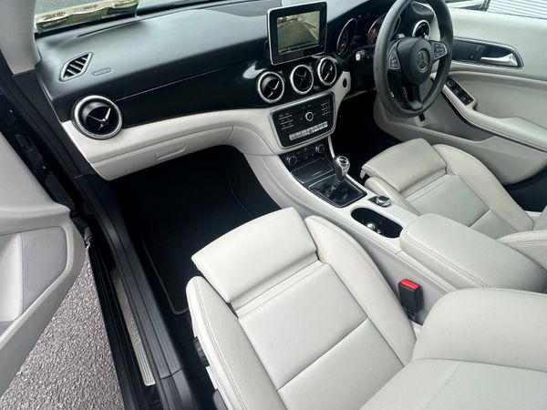 Mercedes-Benz CLA180d *1Owner 346094026