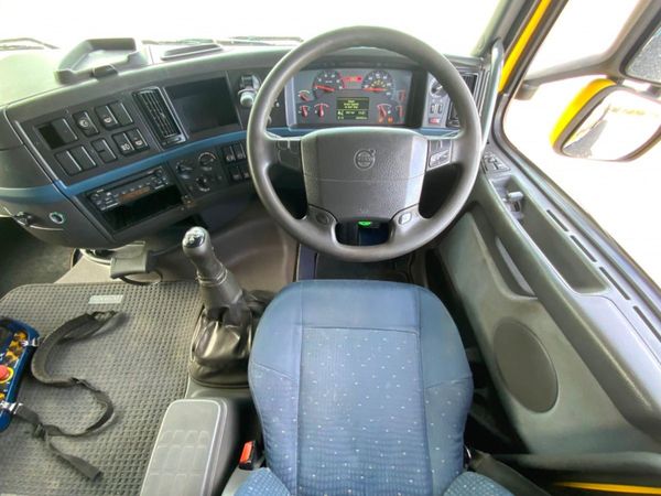 Volvo FH13 32t Rearlift 53t/mt Remote Fassi Crane. 346257980