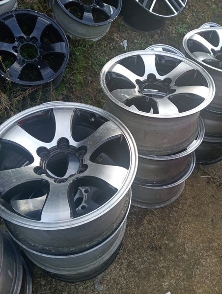 Toyota Land cruiser alloys 346273007
