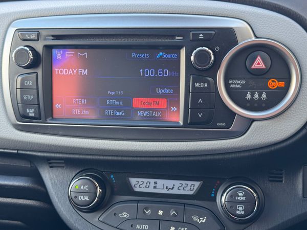 Now Reserved! Auto 142 Toyota Yaris Hybrid! 346345051