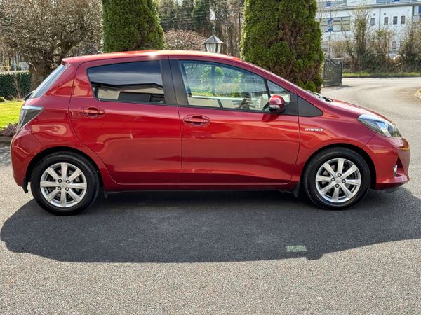 Now Reserved! Auto 142 Toyota Yaris Hybrid! 346345052