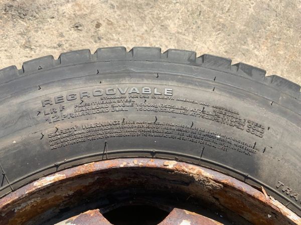 205/75/17.5 KUMHO DRIVE AXLE TYRES. 346415118