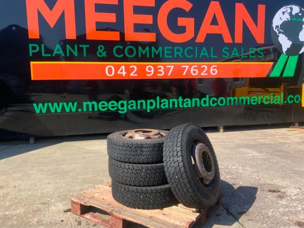205/75/17.5 KUMHO DRIVE AXLE TYRES. 346415124