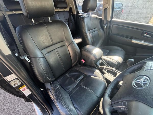 2014 Toyota Hilux 3.0 D-4D 171 INVINCIBLE Crewcab 346418295
