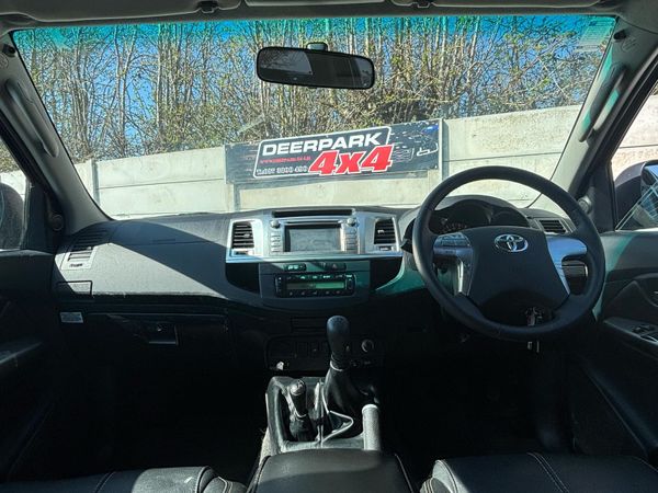 2014 Toyota Hilux 3.0 D-4D 171 INVINCIBLE Crewcab 346418293