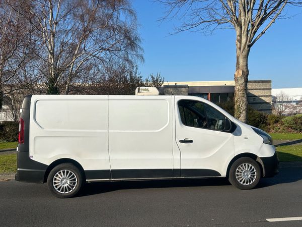 Renault Trafic Fridge Van Tax & Test 346432964