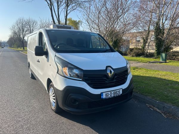Renault Trafic Fridge Van Tax & Test 346432967