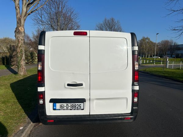 Renault Trafic Fridge Van Tax & Test 346432962