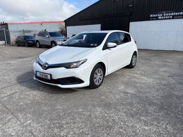 Toyota Auris 2017 346561295