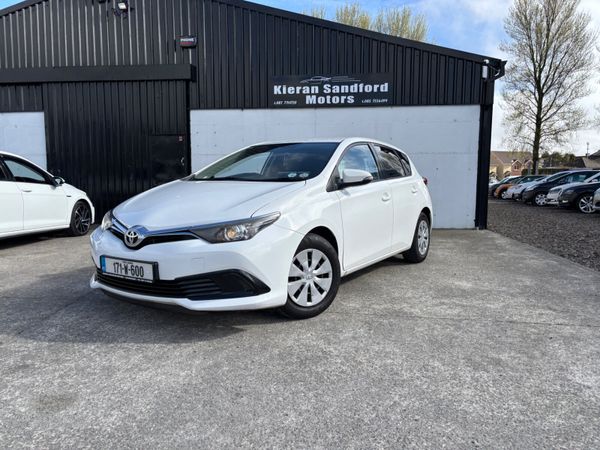 Toyota Auris 2017 346561290