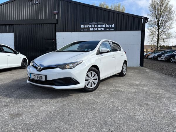 Toyota Auris 2017 346561291